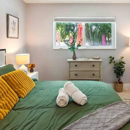 Private Oasis With Pool Near Beaches, Dining & Las Olas Fort Lauderdale Exterior photo